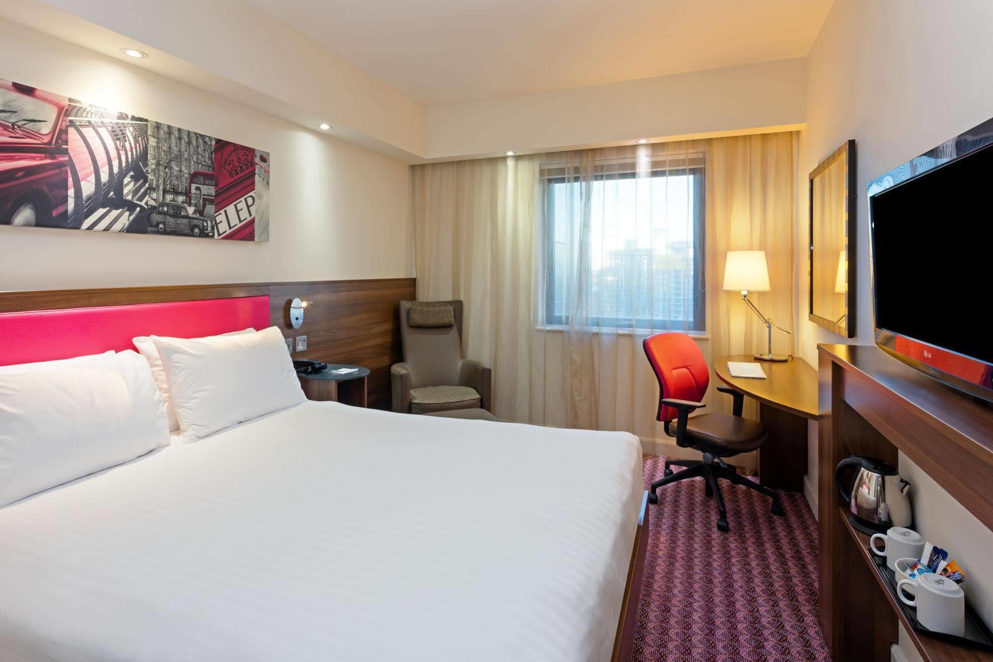 Hampton By Hilton London