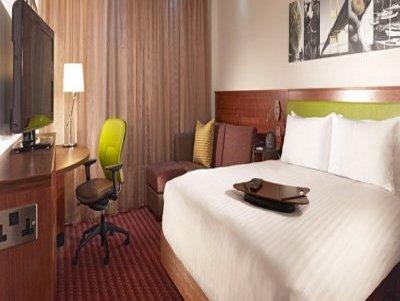 Hotel Hampton By Hilton London