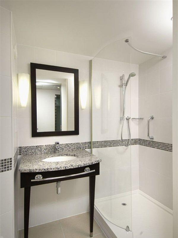 Hotel Hampton By Hilton London 4*